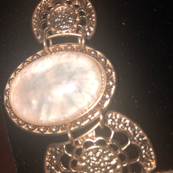 Vintage Victorian Style Moonstone Costume Necklace - Picture 3 of 4